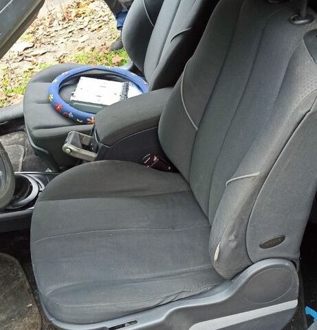 Сірий Рено Меган, об'ємом двигуна 1.9 л та пробігом 333 тис. км за 1375 $, фото 5 на Automoto.ua