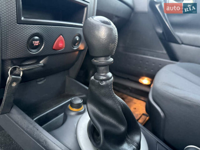 Сірий Рено Меган, об'ємом двигуна 1.9 л та пробігом 275 тис. км за 2790 $, фото 13 на Automoto.ua