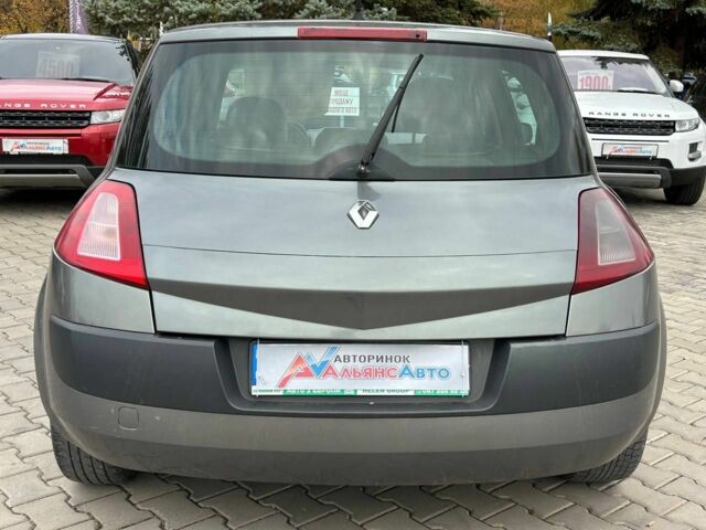 Рено Меган 2003 в Кривом Роге на Automoto.ua Серый Рено Меган, объемом двигателя 1.6 л и пробегом 240 тыс. км за 3300 $, фото 5 на Automoto.ua