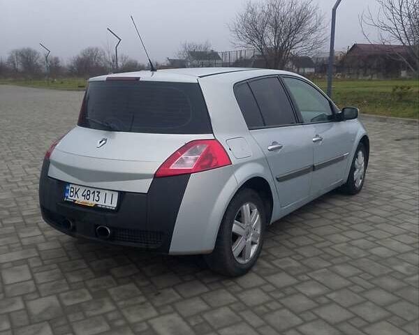 Серый Рено Меган, объемом двигателя 1.46 л и пробегом 227 тыс. км за 3499 $, фото 8 на Automoto.ua