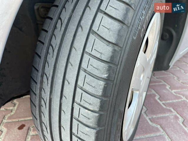 Серый Рено Меган, объемом двигателя 1.39 л и пробегом 345 тыс. км за 2699 $, фото 11 на Automoto.ua