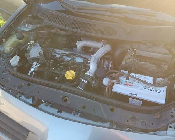 Сірий Рено Меган, об'ємом двигуна 1.87 л та пробігом 290 тис. км за 3300 $, фото 14 на Automoto.ua