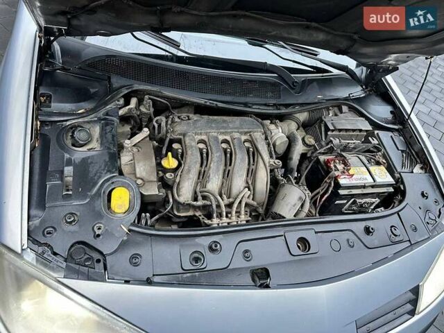 Серый Рено Меган, объемом двигателя 1.6 л и пробегом 288 тыс. км за 3700 $, фото 7 на Automoto.ua