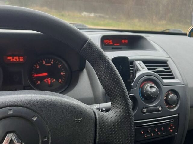 Серый Рено Меган, объемом двигателя 1.9 л и пробегом 300 тыс. км за 2850 $, фото 6 на Automoto.ua