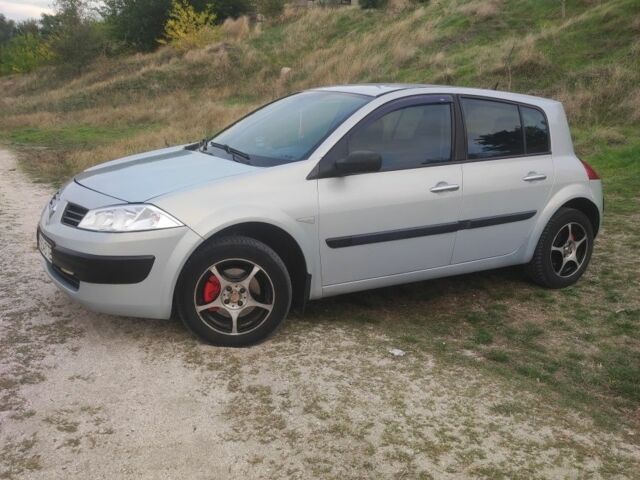 Сірий Рено Меган, об'ємом двигуна 1.5 л та пробігом 240 тис. км за 3803 $, фото 3 на Automoto.ua