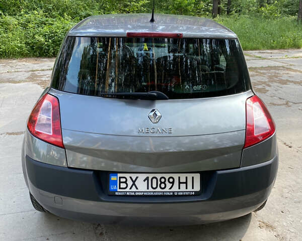 Рено Меган 2003 в Славуте на Automoto.ua Серый Рено Меган, объемом двигателя 1.6 л и пробегом 202 тыс. км за 3300 $, фото 2 на Automoto.ua