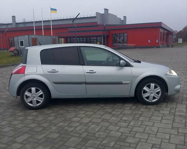 Серый Рено Меган, объемом двигателя 1.46 л и пробегом 227 тыс. км за 3499 $, фото 5 на Automoto.ua