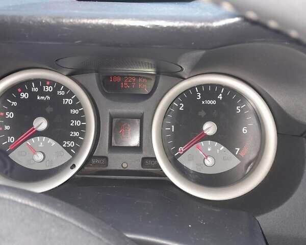 Сірий Рено Меган, об'ємом двигуна 1.39 л та пробігом 188 тис. км за 3800 $, фото 12 на Automoto.ua