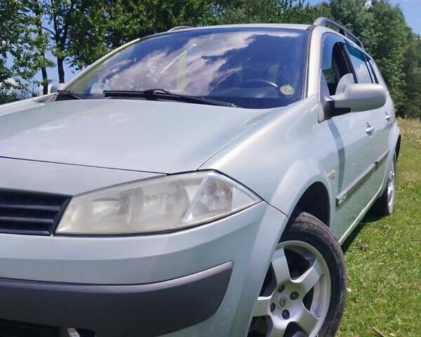 Серый Рено Меган, объемом двигателя 2 л и пробегом 350 тыс. км за 3900 $, фото 13 на Automoto.ua