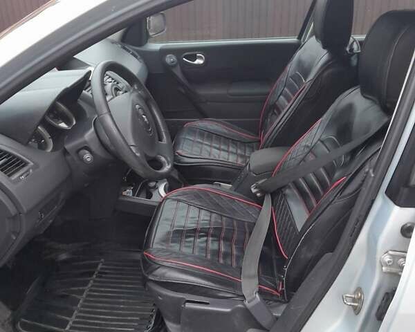 Сірий Рено Меган, об'ємом двигуна 1.39 л та пробігом 188 тис. км за 3800 $, фото 9 на Automoto.ua