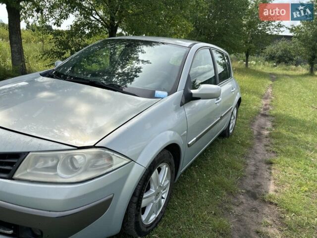 Сірий Рено Меган, об'ємом двигуна 1.87 л та пробігом 261 тис. км за 3500 $, фото 1 на Automoto.ua