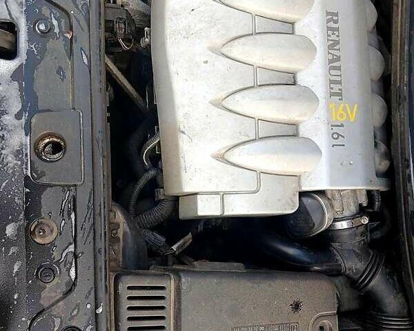Сірий Рено Меган, об'ємом двигуна 1.6 л та пробігом 96 тис. км за 4200 $, фото 10 на Automoto.ua