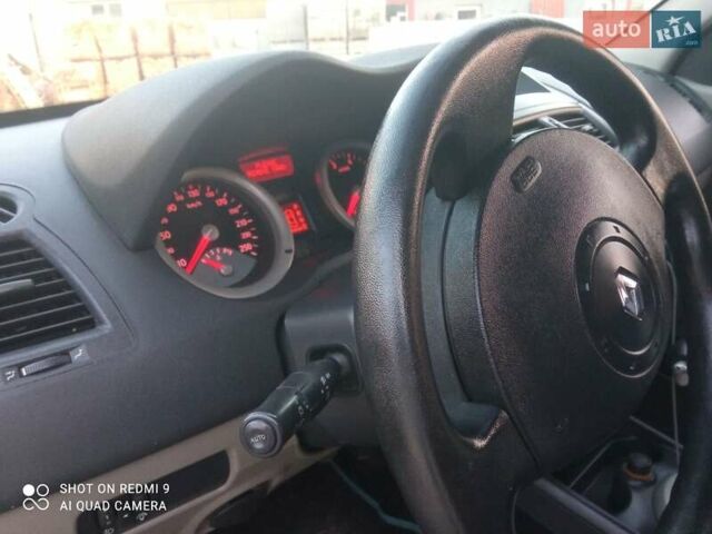 Сірий Рено Меган, об'ємом двигуна 1.6 л та пробігом 230 тис. км за 4200 $, фото 8 на Automoto.ua