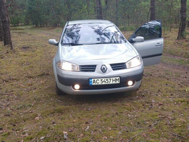 Серый Рено Меган, объемом двигателя 1.5 л и пробегом 191 тыс. км за 3900 $, фото 1 на Automoto.ua