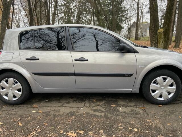 Сірий Рено Меган, об'ємом двигуна 1.4 л та пробігом 188 тис. км за 2650 $, фото 2 на Automoto.ua