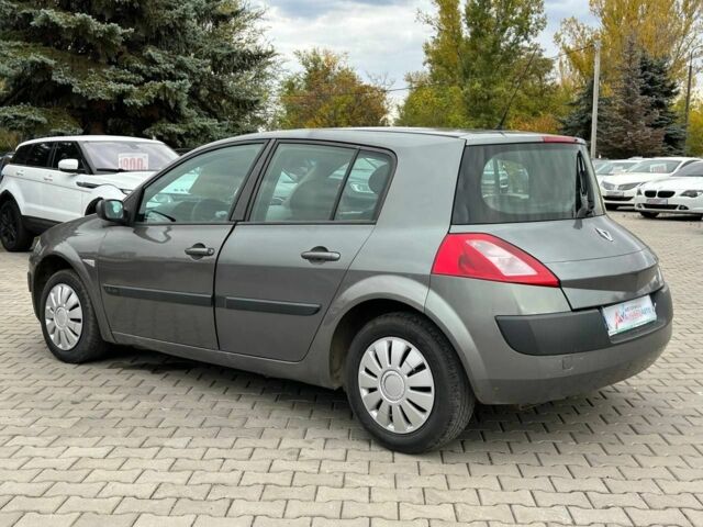 Рено Меган 2003 в Кривом Роге на Automoto.ua Серый Рено Меган, объемом двигателя 1.6 л и пробегом 240 тыс. км за 3300 $, фото 4 на Automoto.ua