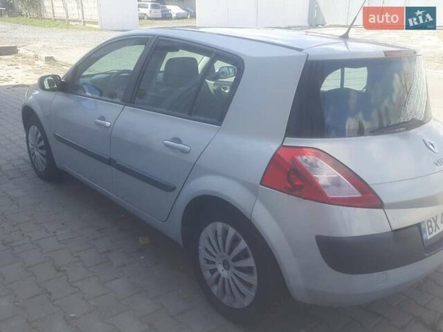 Сірий Рено Меган, об'ємом двигуна 1.6 л та пробігом 256 тис. км за 3600 $, фото 7 на Automoto.ua