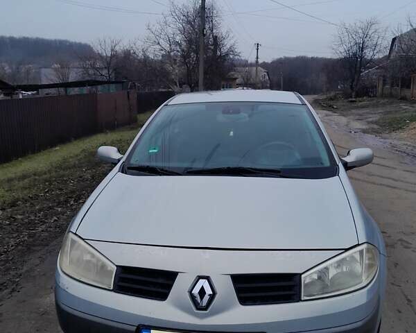 Сірий Рено Меган, об'ємом двигуна 1.39 л та пробігом 188 тис. км за 3800 $, фото 1 на Automoto.ua