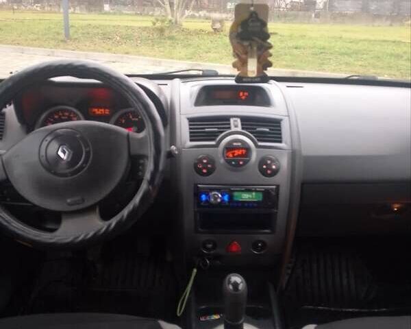 Серый Рено Меган, объемом двигателя 1.46 л и пробегом 227 тыс. км за 3499 $, фото 14 на Automoto.ua