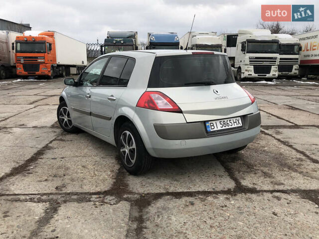 Сірий Рено Меган, об'ємом двигуна 1.6 л та пробігом 360 тис. км за 3489 $, фото 4 на Automoto.ua
