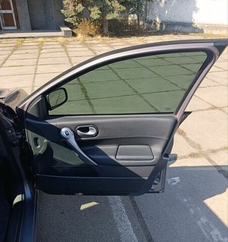 Серый Рено Меган, объемом двигателя 1.6 л и пробегом 256 тыс. км за 5000 $, фото 45 на Automoto.ua