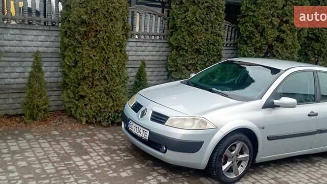 Сірий Рено Меган, об'ємом двигуна 1.87 л та пробігом 239 тис. км за 3000 $, фото 10 на Automoto.ua