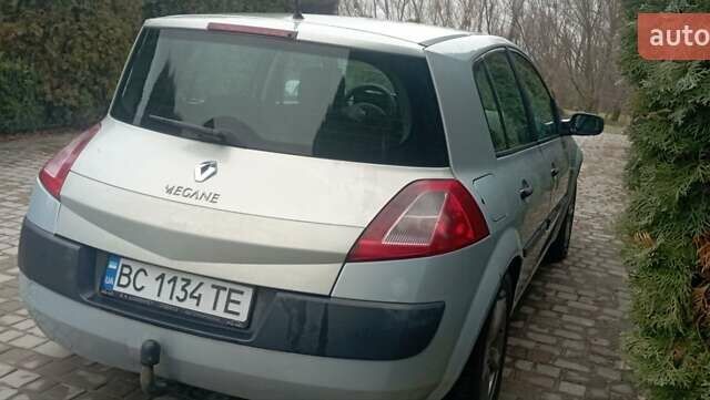 Сірий Рено Меган, об'ємом двигуна 1.87 л та пробігом 239 тис. км за 3000 $, фото 11 на Automoto.ua