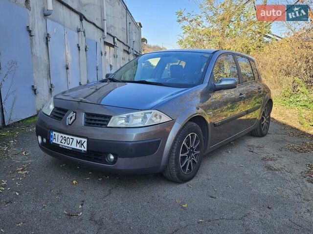 Сірий Рено Меган, об'ємом двигуна 1.6 л та пробігом 136 тис. км за 4600 $, фото 2 на Automoto.ua