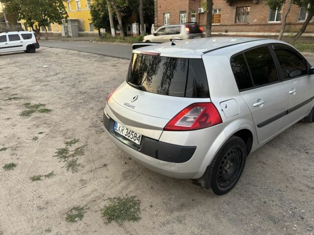 Серый Рено Меган, объемом двигателя 1.9 л и пробегом 555 тыс. км за 2400 $, фото 6 на Automoto.ua