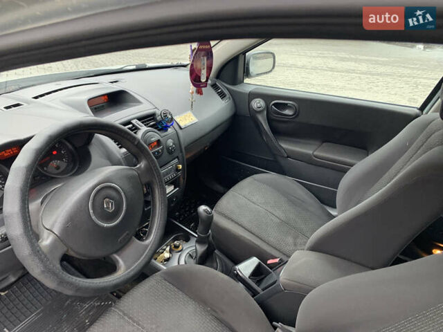 Сірий Рено Меган, об'ємом двигуна 1.5 л та пробігом 240 тис. км за 3000 $, фото 6 на Automoto.ua