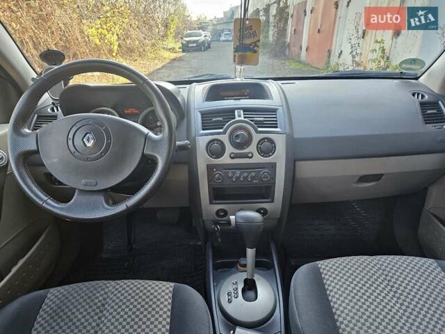 Сірий Рено Меган, об'ємом двигуна 1.6 л та пробігом 136 тис. км за 4600 $, фото 7 на Automoto.ua