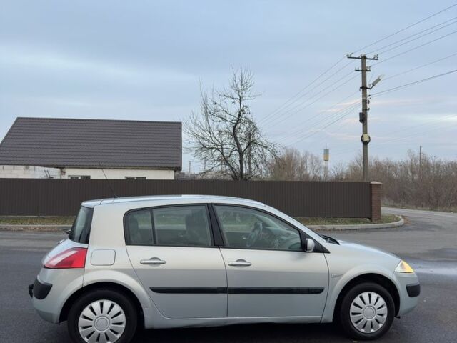 Серый Рено Меган, объемом двигателя 1.9 л и пробегом 330 тыс. км за 3450 $, фото 5 на Automoto.ua