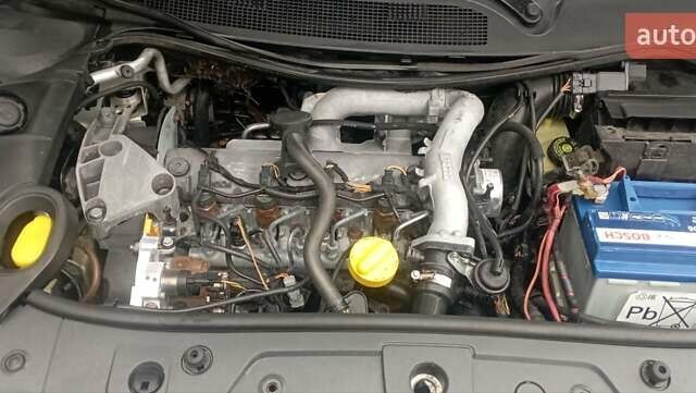 Сірий Рено Меган, об'ємом двигуна 1.87 л та пробігом 239 тис. км за 3000 $, фото 15 на Automoto.ua