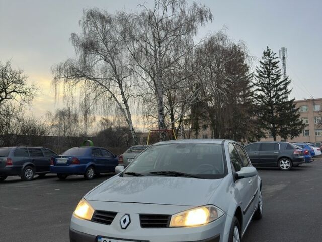 Серый Рено Меган, объемом двигателя 1.9 л и пробегом 330 тыс. км за 3450 $, фото 1 на Automoto.ua