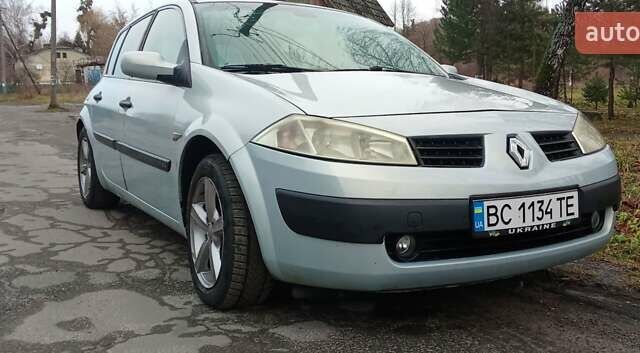 Сірий Рено Меган, об'ємом двигуна 1.87 л та пробігом 239 тис. км за 3000 $, фото 1 на Automoto.ua