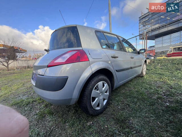 Сірий Рено Меган, об'ємом двигуна 1.4 л та пробігом 265 тис. км за 4299 $, фото 2 на Automoto.ua