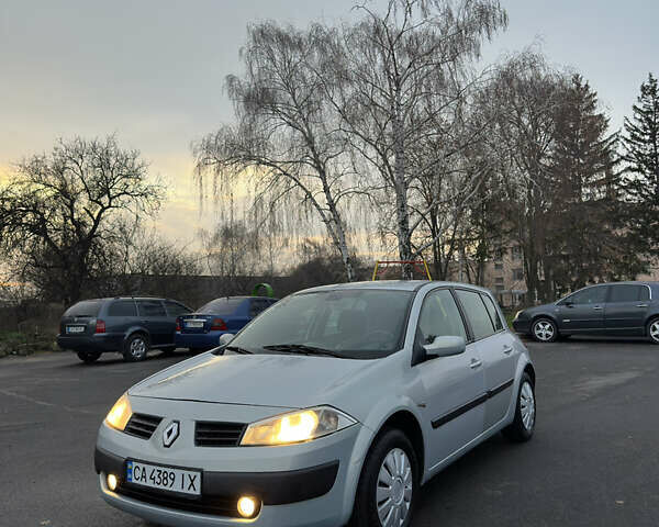 Серый Рено Меган, объемом двигателя 1.9 л и пробегом 330 тыс. км за 3450 $, фото 7 на Automoto.ua
