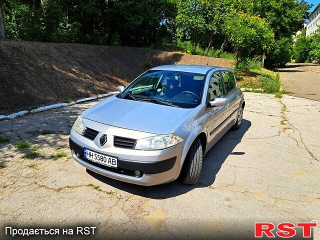 Серый Рено Меган, объемом двигателя 1.6 л и пробегом 145 тыс. км за 4500 $, фото 1 на Automoto.ua
