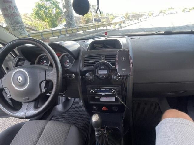 Сірий Рено Меган, об'ємом двигуна 1.9 л та пробігом 2 тис. км за 3702 $, фото 7 на Automoto.ua