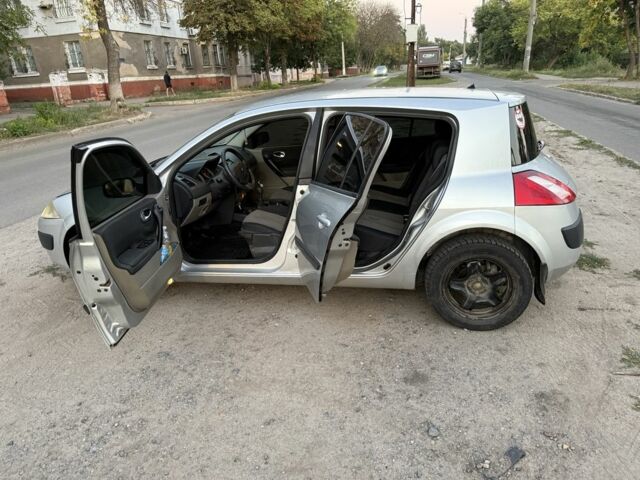 Серый Рено Меган, объемом двигателя 1.9 л и пробегом 555 тыс. км за 2400 $, фото 5 на Automoto.ua