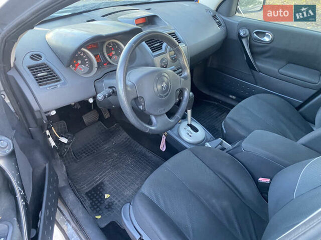 Серый Рено Меган, объемом двигателя 1.6 л и пробегом 270 тыс. км за 2300 $, фото 5 на Automoto.ua