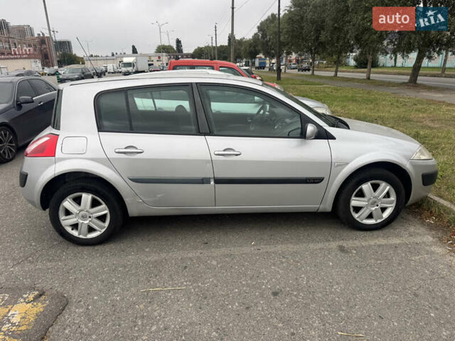 Серый Рено Меган, объемом двигателя 1.6 л и пробегом 242 тыс. км за 4500 $, фото 4 на Automoto.ua