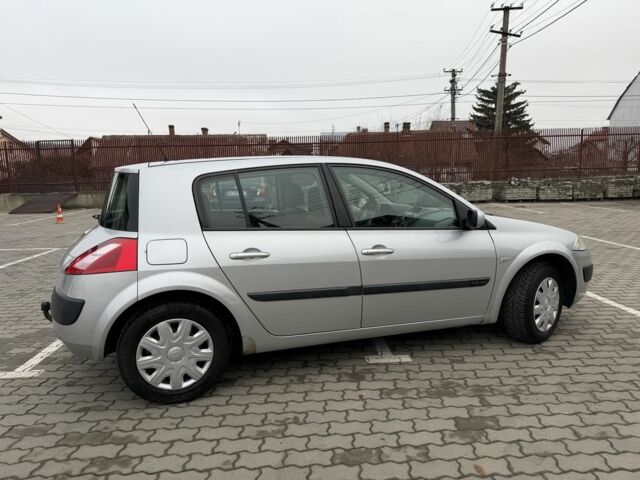 Серый Рено Меган, объемом двигателя 1.6 л и пробегом 280 тыс. км за 3999 $, фото 7 на Automoto.ua