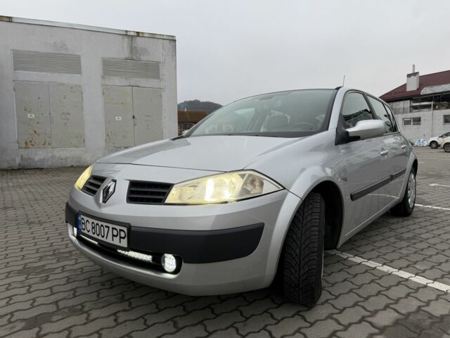 Серый Рено Меган, объемом двигателя 1.6 л и пробегом 280 тыс. км за 3999 $, фото 2 на Automoto.ua