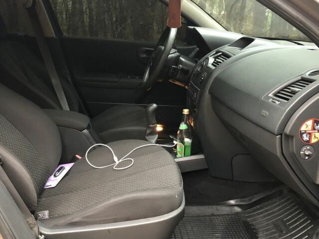 Серый Рено Меган, объемом двигателя 1.5 л и пробегом 340 тыс. км за 2300 $, фото 10 на Automoto.ua