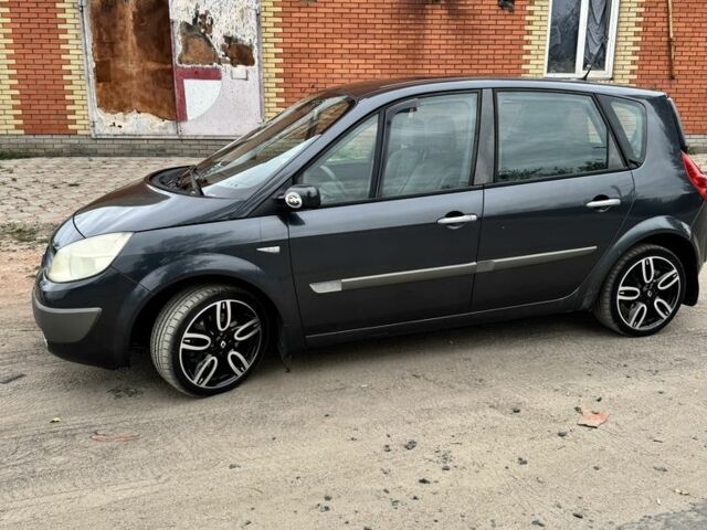 Серый Рено Меган, объемом двигателя 1.9 л и пробегом 280 тыс. км за 2000 $, фото 2 на Automoto.ua