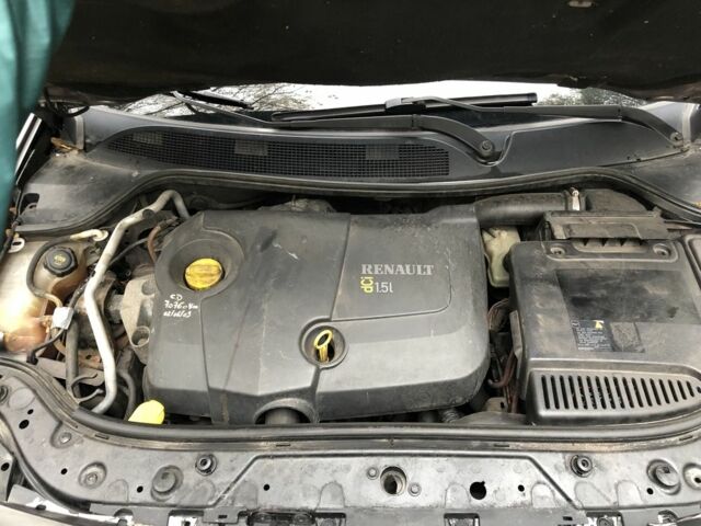 Серый Рено Меган, объемом двигателя 1.5 л и пробегом 340 тыс. км за 2300 $, фото 13 на Automoto.ua