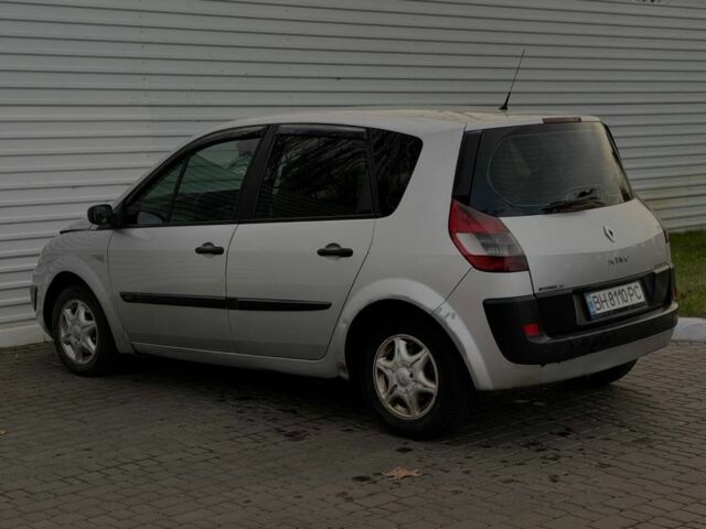 Сірий Рено Меган, об'ємом двигуна 1.5 л та пробігом 100 тис. км за 3400 $, фото 4 на Automoto.ua