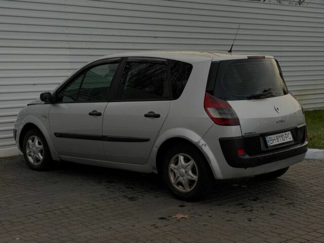 Сірий Рено Меган, об'ємом двигуна 1.5 л та пробігом 100 тис. км за 3400 $, фото 2 на Automoto.ua