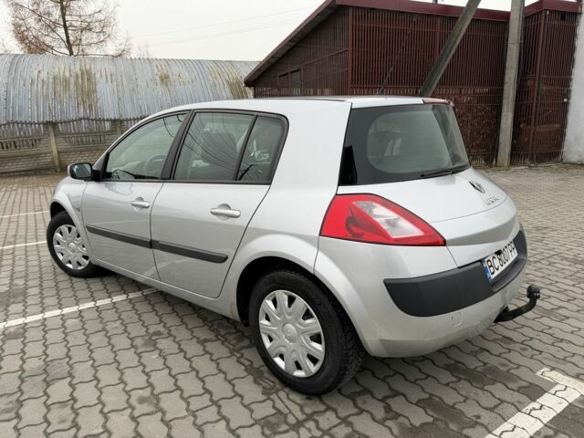 Серый Рено Меган, объемом двигателя 1.6 л и пробегом 280 тыс. км за 3999 $, фото 8 на Automoto.ua